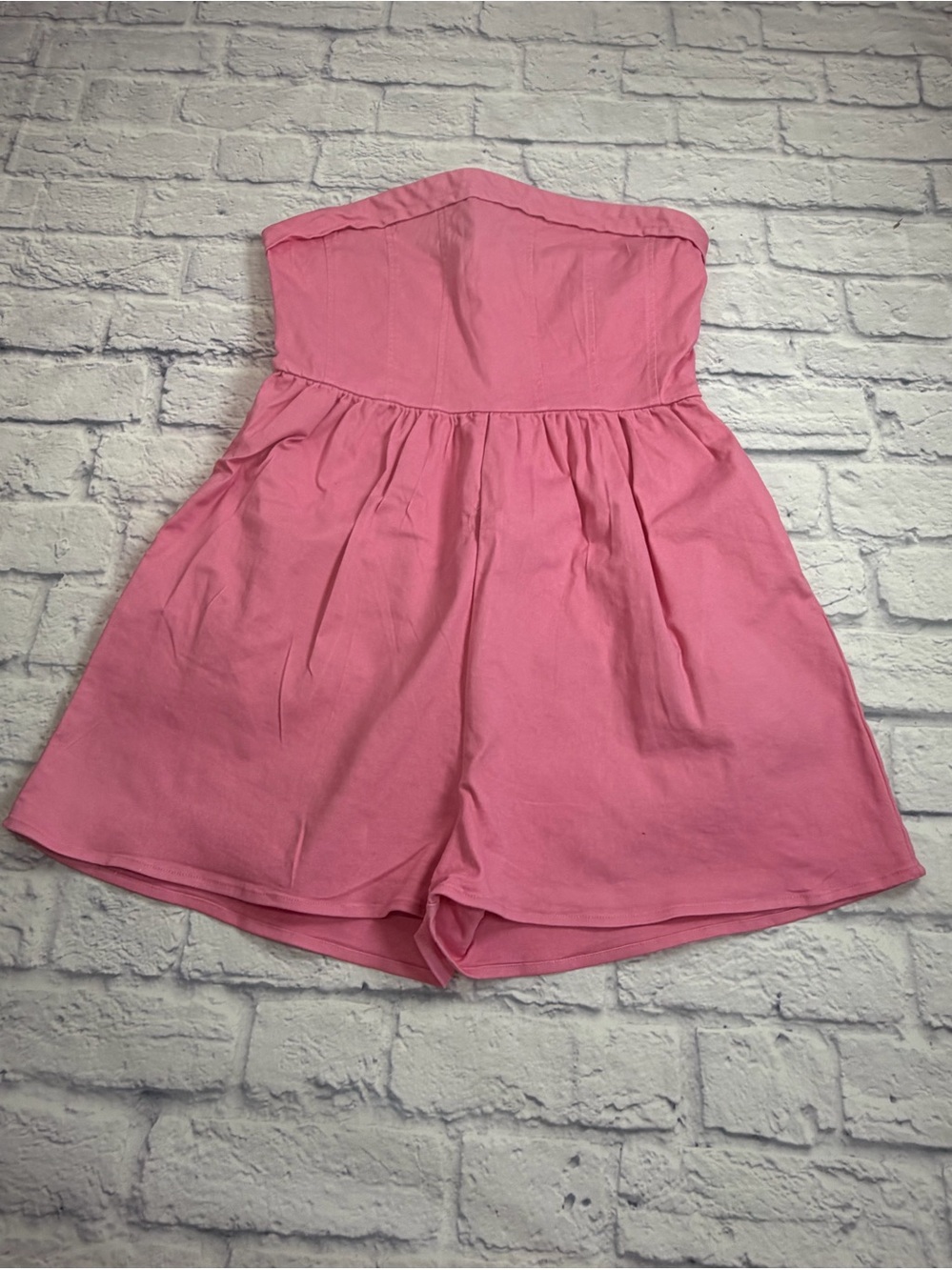 Mayblanc Strapless Pink Women’s Shorts Romper. Size Large.